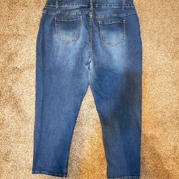 Lane Bryant distressed denim skinny jeans size 20 in very good condition - Picture 3 of 3